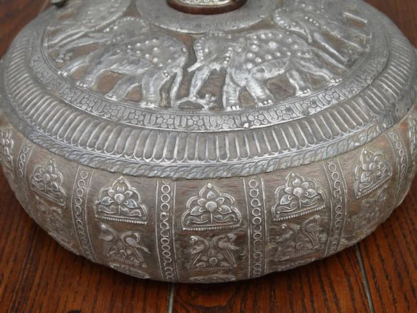 Sterling Silver Antique Indian Paan Dan Box A2959