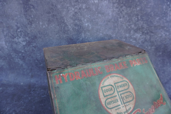 Chrysler Corp Hydraulic-Breaks Box A3318