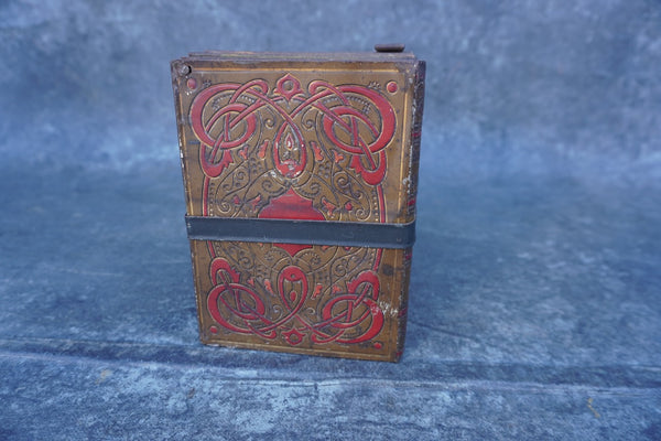 Huntley & Palmers Vintage Biscuit Tin: Finely Bound Books Strapped Together Trompe l'Oeil A3351