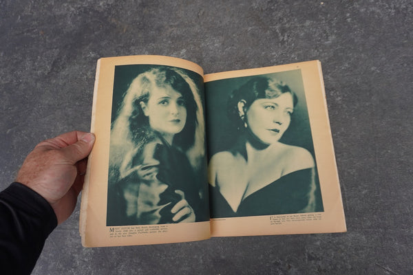 Picture Play Magazine 1925 - Laura La Plante Cover AP1037