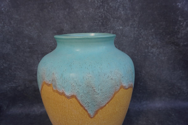 Zanesville Stoneware Garden Pot CA2069