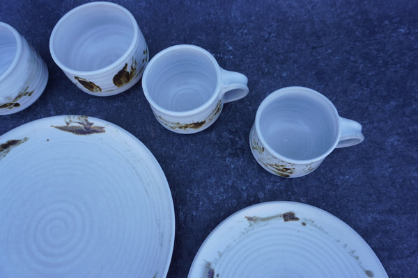 Otto and Vivika Heino Stoneware Service for 4 CA2551