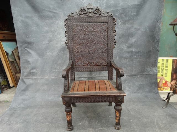 19th Century Outlaw Cowboy Throne in Hand-Tooled Buffalo Hide c.1870 F2438