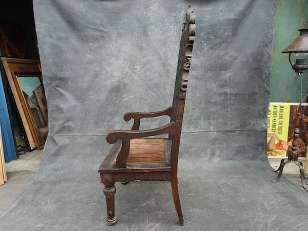 19th Century Outlaw Cowboy Throne in Hand-Tooled Buffalo Hide c.1870 F2438