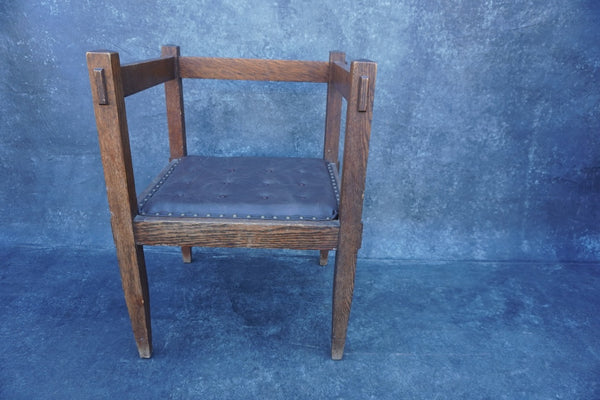 Arts & Crafts Mission Cube Chair In Fumed Oak F2537