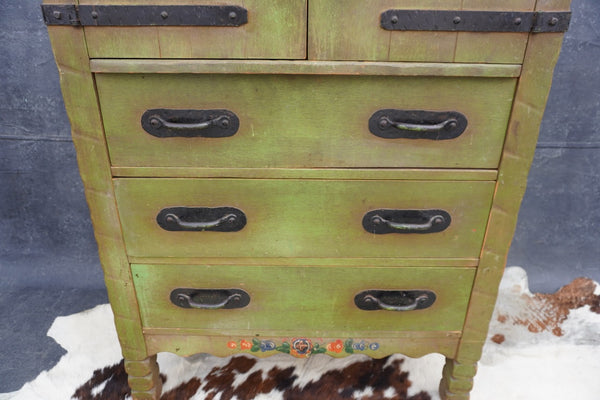 Monterey Gentleman's Dresser in Green 1930 F2549