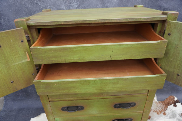 Monterey Gentleman's Dresser in Green 1930 F2549