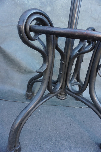 Spectacular Thonet Bentwood Coat Rack No. 1 1904 F2728