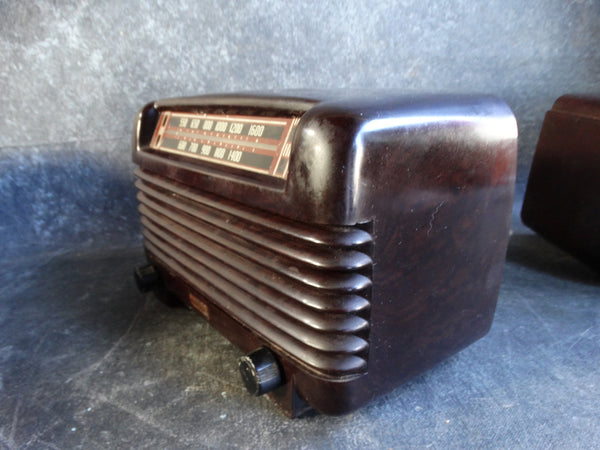 1940 PHILCO Transitone Model 48-250 AM TUBE RADIO - A2348