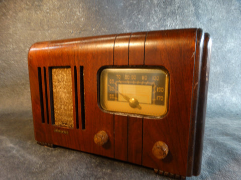 Vintage Lafayette Wooden Radio D90 A2399