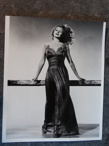 Rita Hayworth Publicity Shot Columbia Studios  AP1480