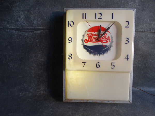 Pepsi Clock by Lackner 1950 AP1597