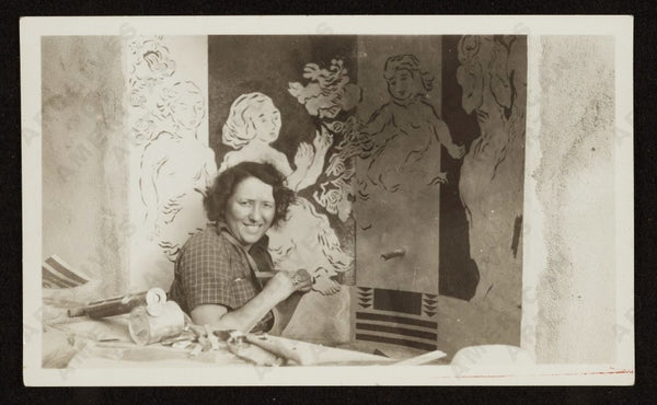 Annita Delano - Girls on a New York Tenement Roof 1922 P3041