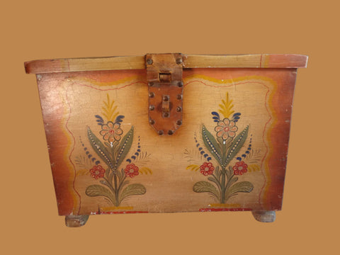 Coronado Decorated Trunk 1933 F2309