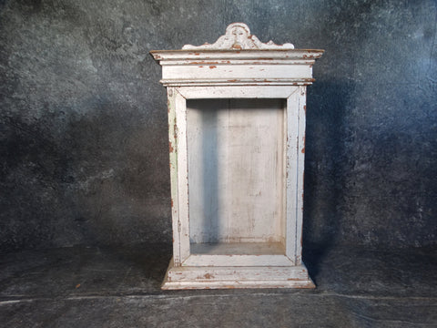 Hand-carved Nicho circa 1920s M2913