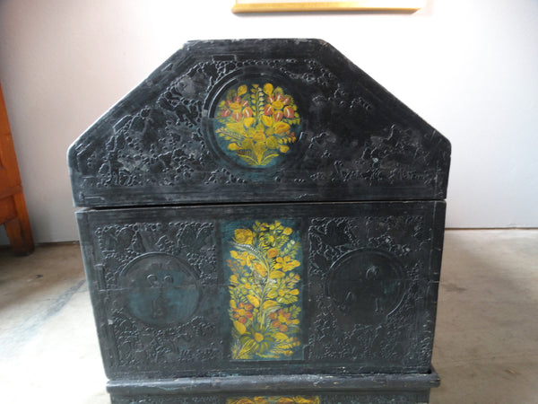 Mexican Baul - Hand-carved Hand-painted Lacquer Footed Chest - M2939