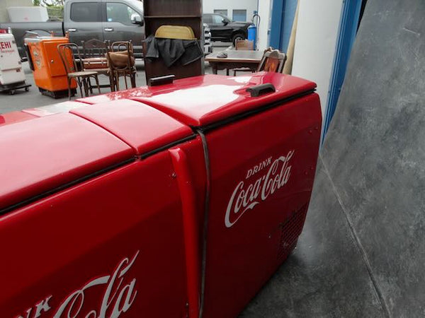 Coca Cola Westinghouse Cavalier Soda Cooler A2985