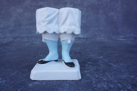 German Porcelain Bloomers Pen-or-Pin-Holder A3046