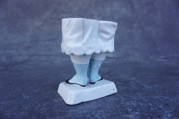 German Porcelain Bloomers Pen-or-Pin-Holder A3046