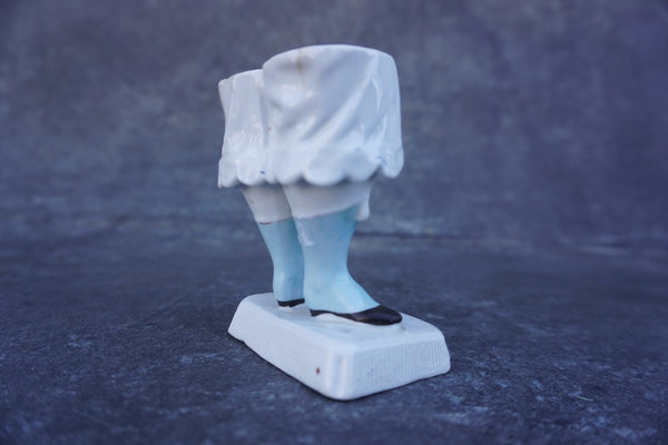 German Porcelain Bloomers Pen-or-Pin-Holder A3046