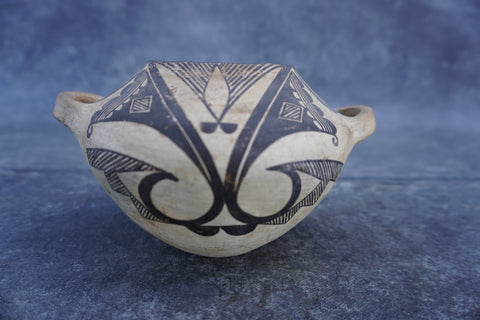 Acoma Pot with Braided Handles A3084