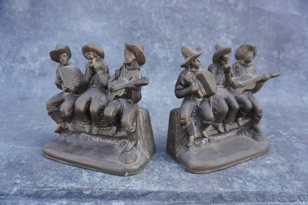 Singing Cowboy Metal Bookends A3087