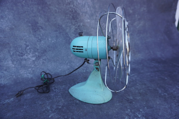 Eskimo Atomic Age Table Top Electric Fan 1950s A3105