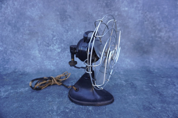 Vintage Table Top Electric Fan A3107