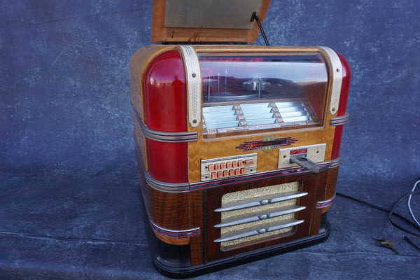 Wurlizter Model 61 Countertop Jukebox A3126