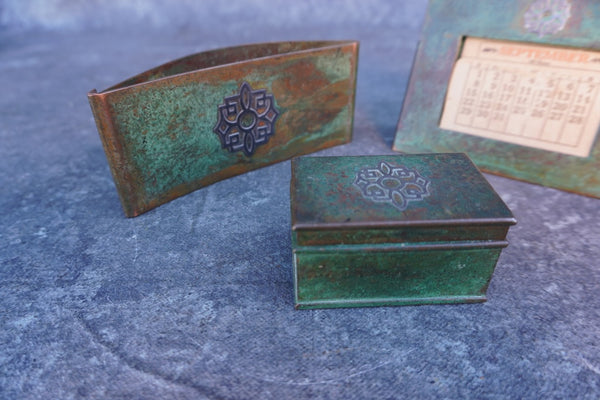 Heintz Art Metal Shop Desk Set #1001: Blotter, Calendar, Box - A3165