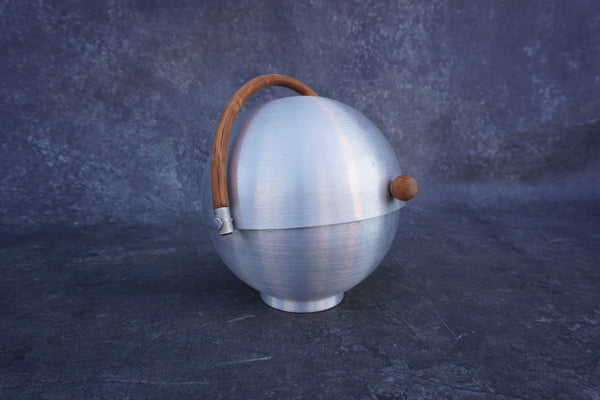 Russel Wright Ice Bucket in Spun Aluminum A3201