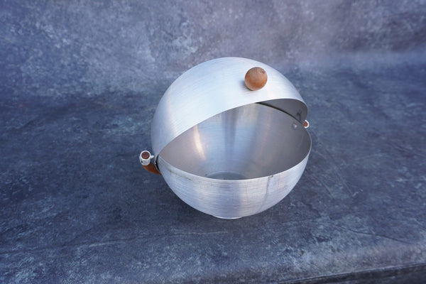 Russel Wright Ice Bucket in Spun Aluminum A3201