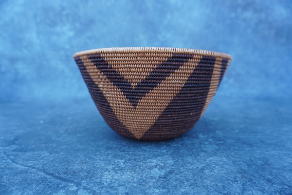 Maidu Negative Space Basket A3295