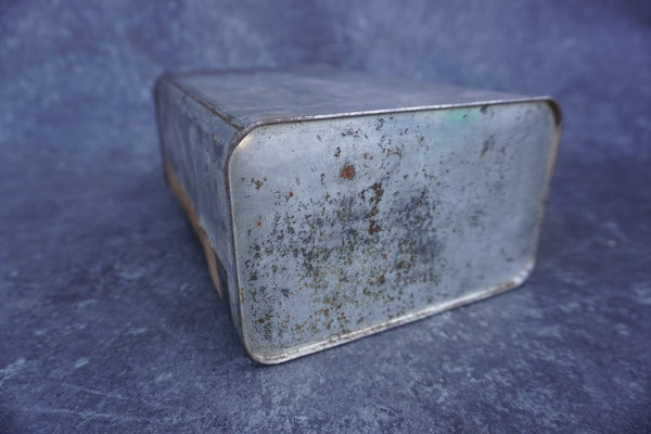 Signal Gas, One Gallon Oil Can, Silver, Rare Paper Label A3314