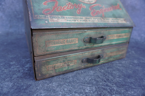 Chrysler Corp Hydraulic-Breaks Box A3318