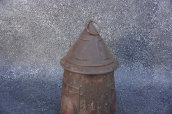 Huntley & Palmers Vintage Biscuit Tin: The Witch's Hat Lantern 1911 A3352