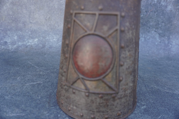Huntley & Palmers Vintage Biscuit Tin: The Witch's Hat Lantern 1911 A3352