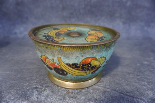 Children's Illustration Style Fruit Candy Tin c 1950 - Gernaby A3363