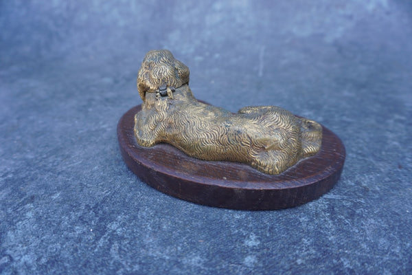 Victorian Spaniel Inkwell in Brass A3390