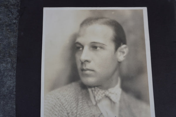 Henry Waxman - Rudolph Valentino Studio Publicity Portrait Print AP1871