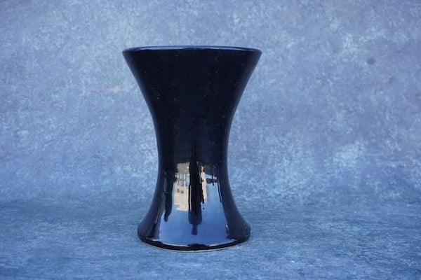Bauer Matt Carlton Carnation Vase in Black B3249