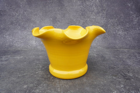 Bauer Matt Carlton Ruffle Edge Jardiniere in Yellow B3265