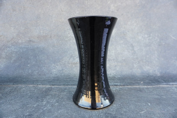 Black Bauer Vase B3317