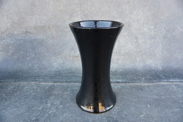 Black Bauer Vase B3317