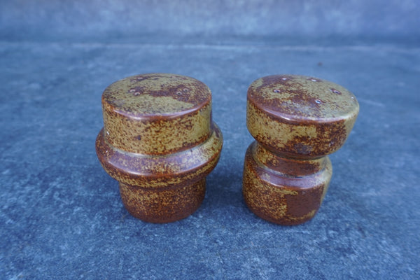Roan Iron Mountain Stoneware Salt & Pepper Shakers CA2068