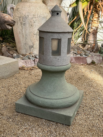 Hillside Garden Light Lantern CA2593