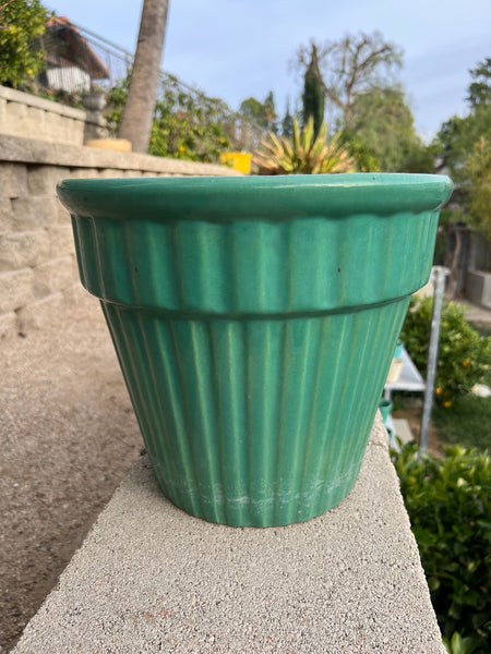 Garden City Jade Green Ribbed Jardiniere CA2603