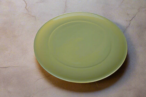 Garden City Charger Plate in Yellow CA2635