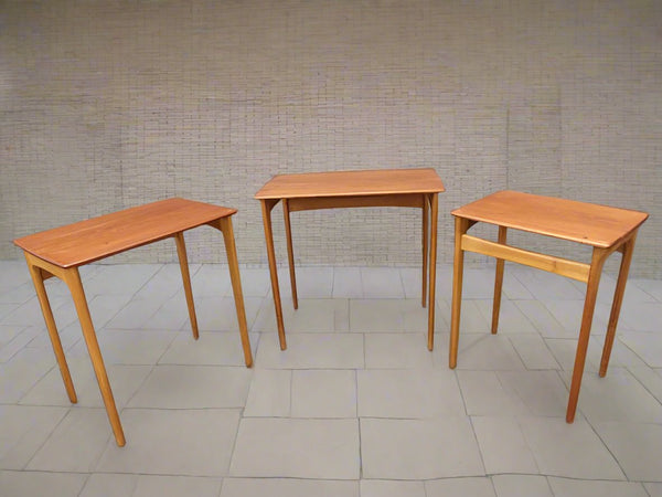 Svend Åge Madsen Set of 3 Teak & Oak Nesting Tables 1950s F2479