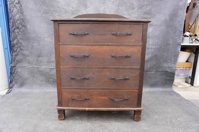 Monterey Old Wood 4-drawer Dresser F2484